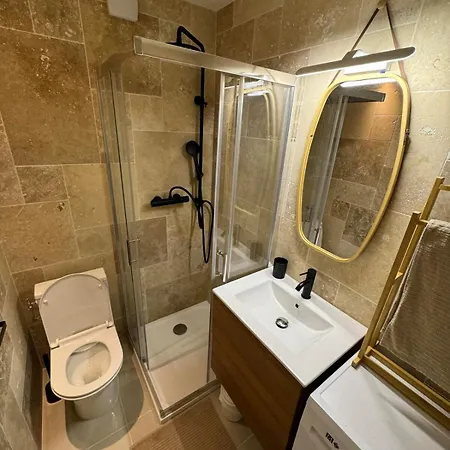 With Swimming Pool Apartamento